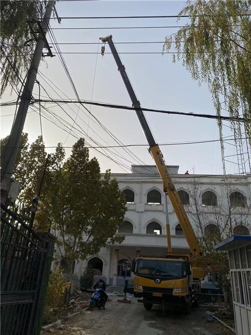 北戴河区设备吊装吊地磅吊钻机等设备